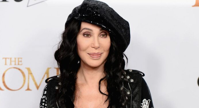 Cher publica disco con cover de ABBA, llamado ‘Dancing Queen’