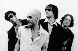 R.E.M publica una versión inédita de “E-Bow the Letter” junto a Thom Yorke. Cusica Plus.