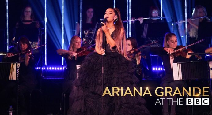 Ariana Grande compartió nueva versión de su tema “God Is A Woman” con una orquesta y coro de mujeres