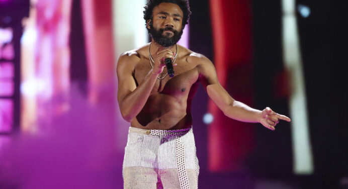 Childish Gambino cancela más fechas de su gira por lesión en su pie