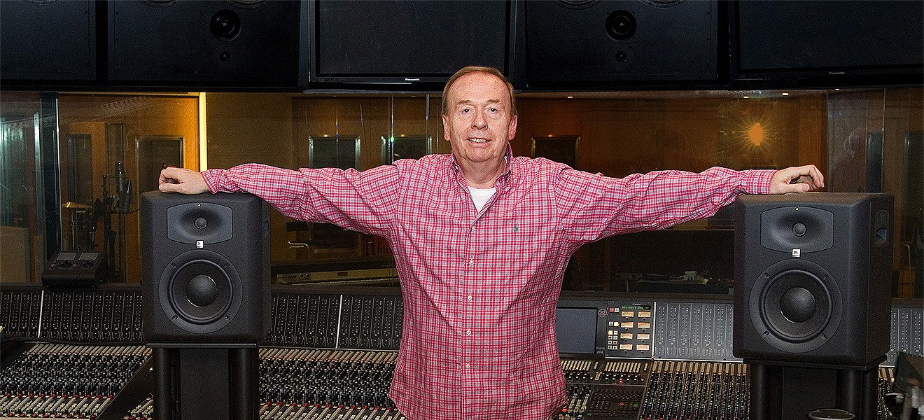 Muere Geoff Emerick, ingeniero de sonidos de éxitos de los Beatles. Cusica Plus.