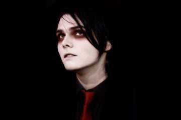 Gerard Way de My Chemical Romance, estrena su tema para halloween “Baby You’re A Haunted House”. Cusica Plus.