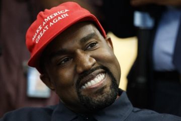 Kanye West invita a abandonar el partido demócrata con una nueva línea de ropa. Cusica Plus.