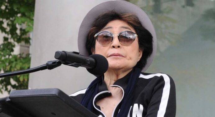 Yoko Ono publicó una versión de “Imagine” de John Lennon