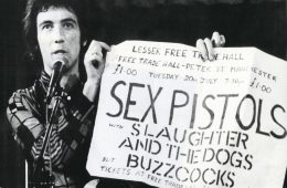 Fallece Pete Shelley vocalista de los legendarios The Buzzcocks. Cusica Plus.