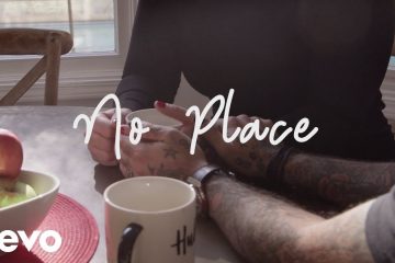 Los Backstreet Boys muestran a su familia en el videoclip de “No Place”. Cusica Plus.