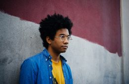 Toro y Moi muestra su nuevo disco ‘Outer Peace’. Cusica Plus.