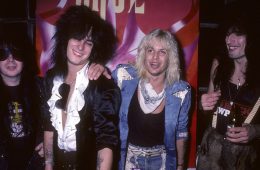 Disfruta el trailer de ‘The Dirt’ la película sobre la carrera de Mötley Crüe. Cusica Plus.