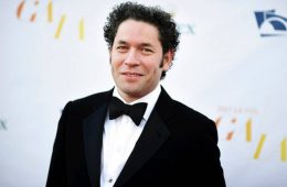 Gustavo Dudamel pide que permitan el ingreso de la ayuda humanitaria a Venezuela. Cusica Plus.