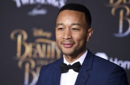 John Legend estrena su nuevo tema “Preach” junto a su videoclip. Cusica Plus.