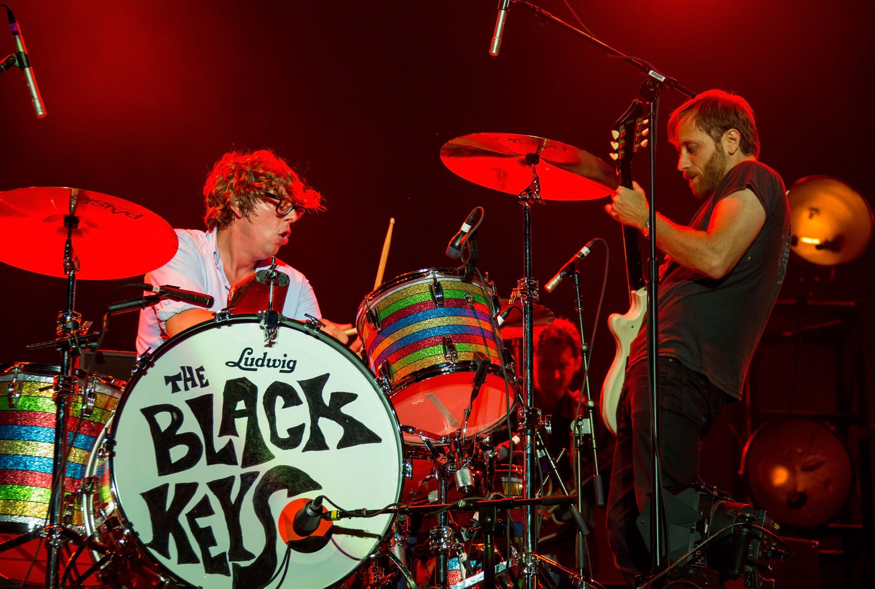 The Black Keys terminan su descanso con el nuevo tema “Lo/Hi”. Cusica Plus.
