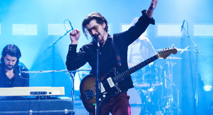 Arctic Monkeys no planea presentarse más en vivo, hasta su próximo disco