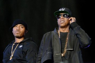 Jay-Z y Nas se unieron para cantar el clásico “The World Is Yours”. Cusica Plus.