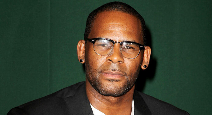 R. Kelly pierde demanda de abuso sexual a una joven