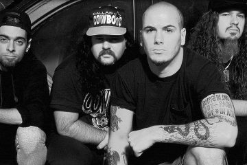 Pantera compartirá un nuevo video casero de la gira ‘Vulgar Display Of Power’. Cusica Plus.