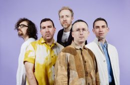 Hot Chip comparte su nuevo tema “Melody of Love”. Cusica Plus.