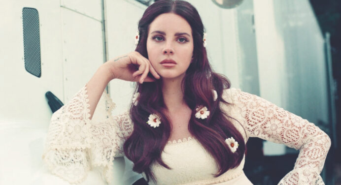 Lana Del Rey realizó cover del tema “Doin’ Time”, original de Sublime