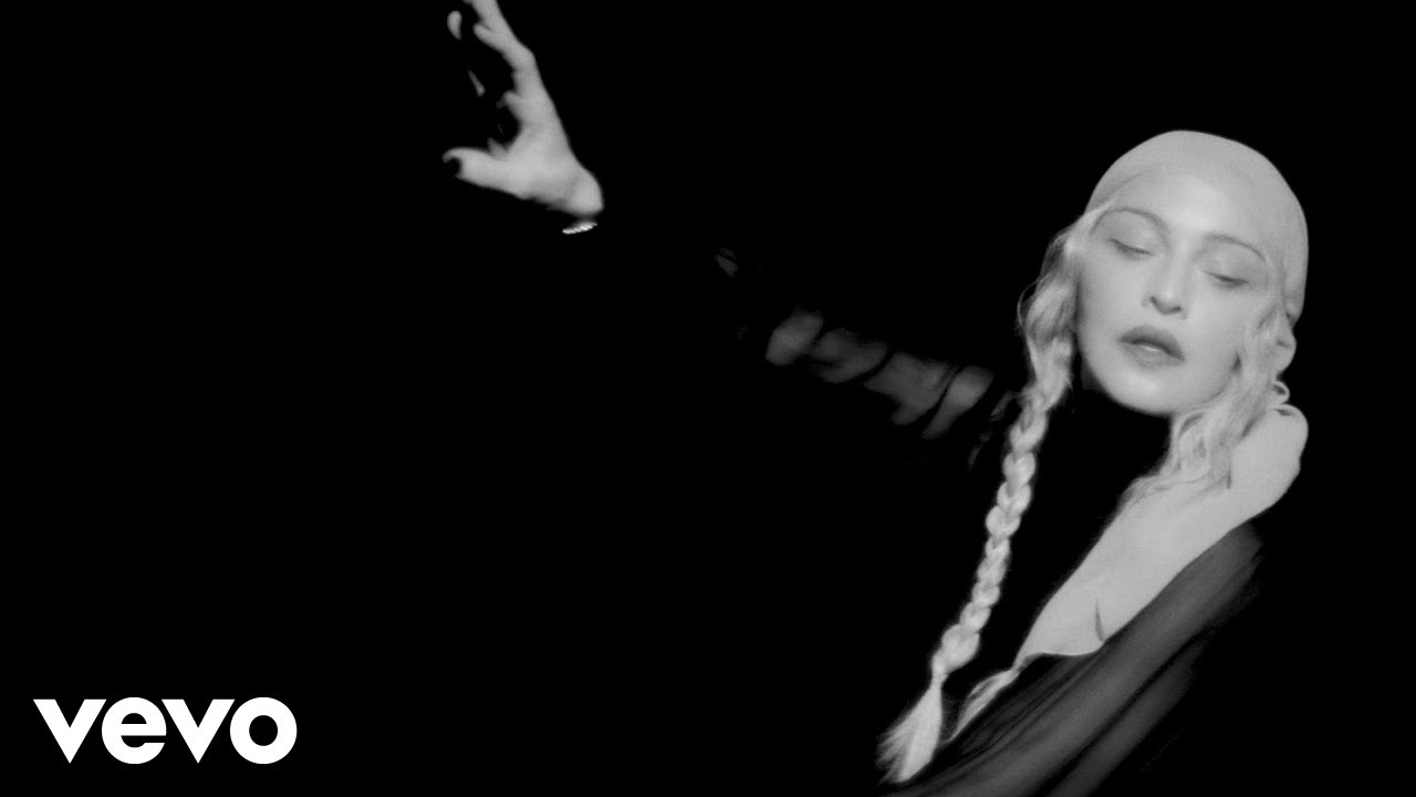 Madonna comparte un nuevo tema titulado “I Rise” de su próximo disco.Cusica Plus.