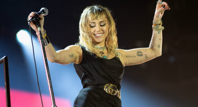 Miley Cyrus estrena tres nuevos temas en vivo en la BBC Radio 1