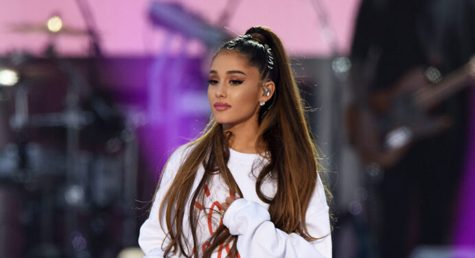 Cinco canciones de Ariana Grande formarán parte de ‘Charlie’s Angels’