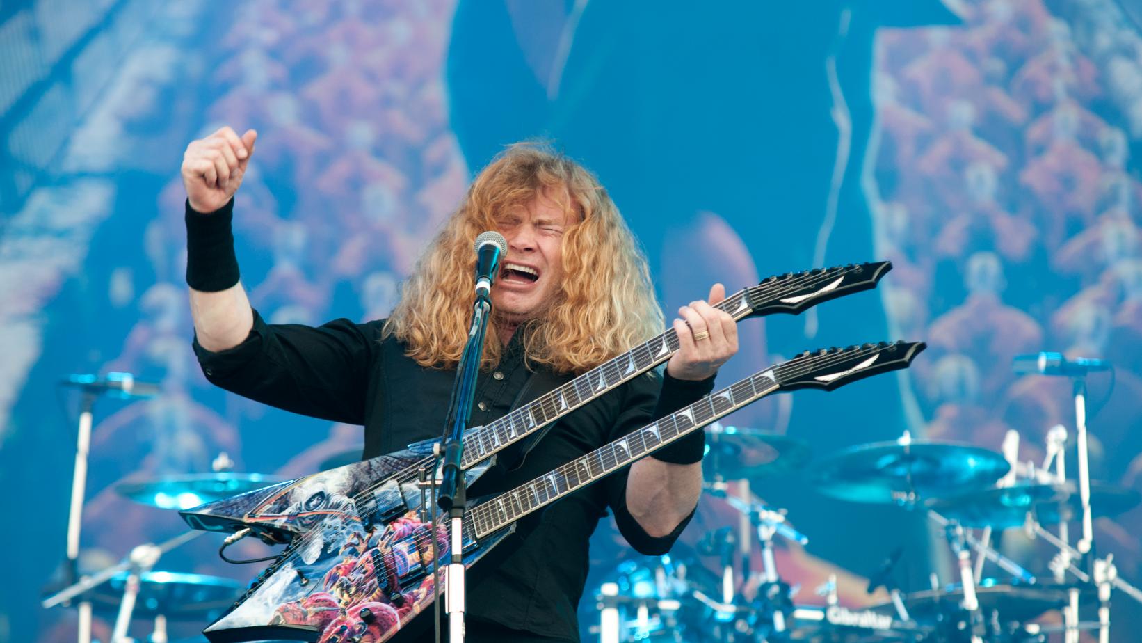 Dave Mustaine de Megadeth, es diagnosticado con cáncer de garganta. Cusica Plus.