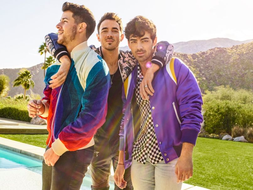 Jonas Brothers estrenan su nuevo disco ‘Happiness Begins’. Cusica Plus.
