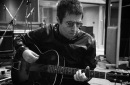 Escucha “The River” el nuevo sencillo de Liam Gallagher. Cusica Plus.