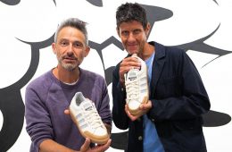 Adidas lanza edición especial de zapatos basada en los Beastie Boys. Cusica Plus.