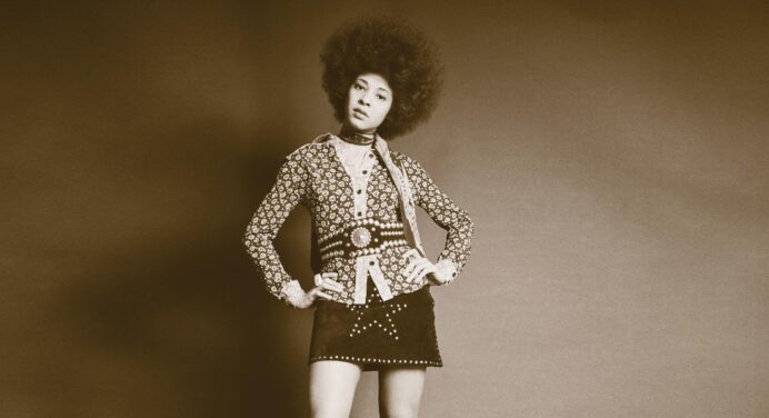 Betty Davis vuelve luego de 40 años con su nuevo tema “A Little Bit Hot Tonight”