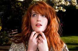 Florence and The Machine, publicará un box set para celebrar el aniversario de su disco debut ‘Lungs’. Cusica Plus.