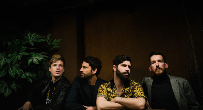 Foals anunció la fecha de lanzamiento de su nuevo disco