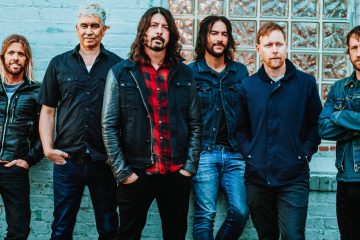 El baterista Taylor Hawkins de Foo Fighters dice que tienen planeado estrenar nuevo disco en el 2020. Este sería el décimo LP de la banda - Cúsica Plus