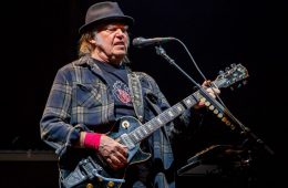 Neil Young y Crazy Horse publicaron ‘Milky Way’ - Cúsica Plus