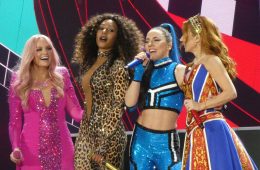 Las Spice Girls harán lo posible para presentarse con Victoria Beckham en el Glastonbury 2020. Cusica Plus.