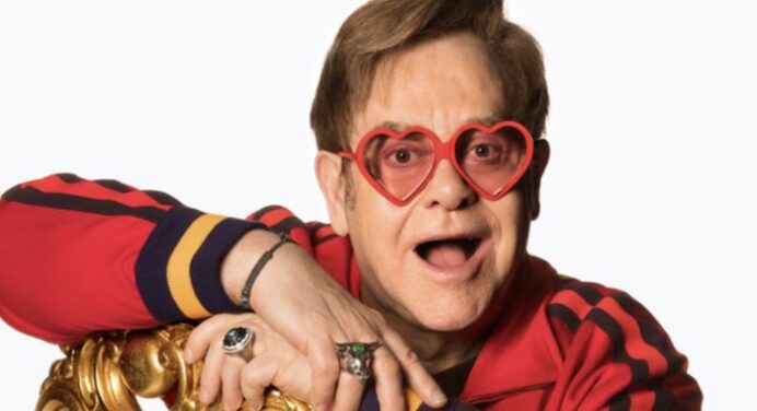 Elton John tendrá estampillas en Reino Unido