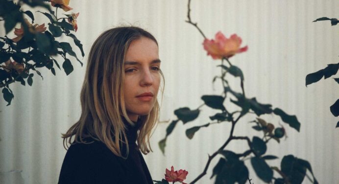 The Japanese House lanzó su tema ‘Chewing Cotton Wool’