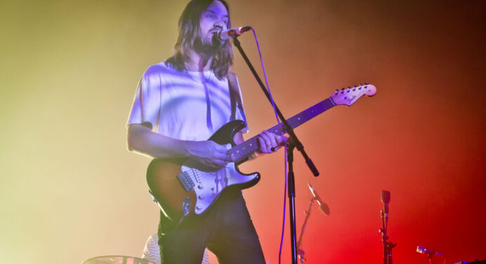 Tame Impala anuncia nombre y fecha de lanzamiento de su próximo disco