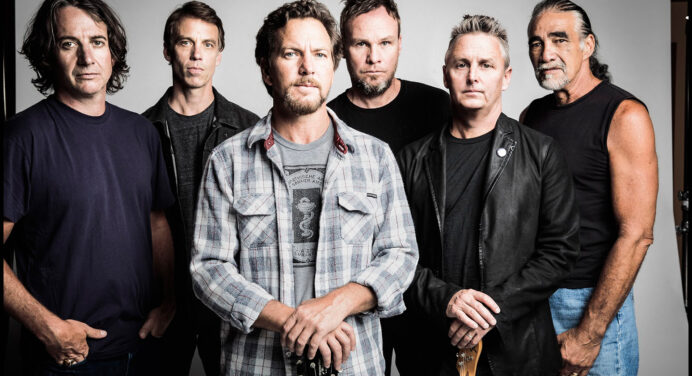 Pearl Jam da a conocer fecha de lanzamiento de su próximo disco