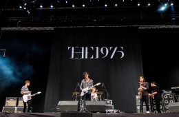 Manager de The 1975 da más detalles del próximo disco. Cusica Plus.