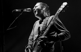 Guitarrista de Sigur Rós, Jónsi, anuncia disco dedicado al océano. Cusica Plus.
