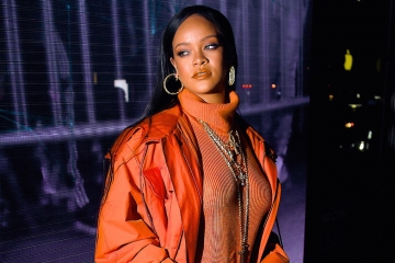 Rihanna habló sobre la discriminación racial en el mundo, y su próximo disco. Cusica Plus.