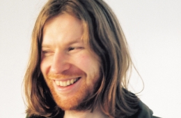 Aphex Twin revela una lista de temas nuevos en Soundcloud. Cusica Plus.