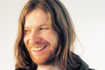 Aphex Twin revela una lista de temas nuevos en Soundcloud. Cusica Plus.