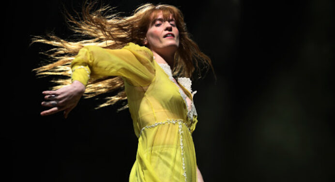 Florence and The Machine estrena su nuevo sencillo ‘Light Of Love’