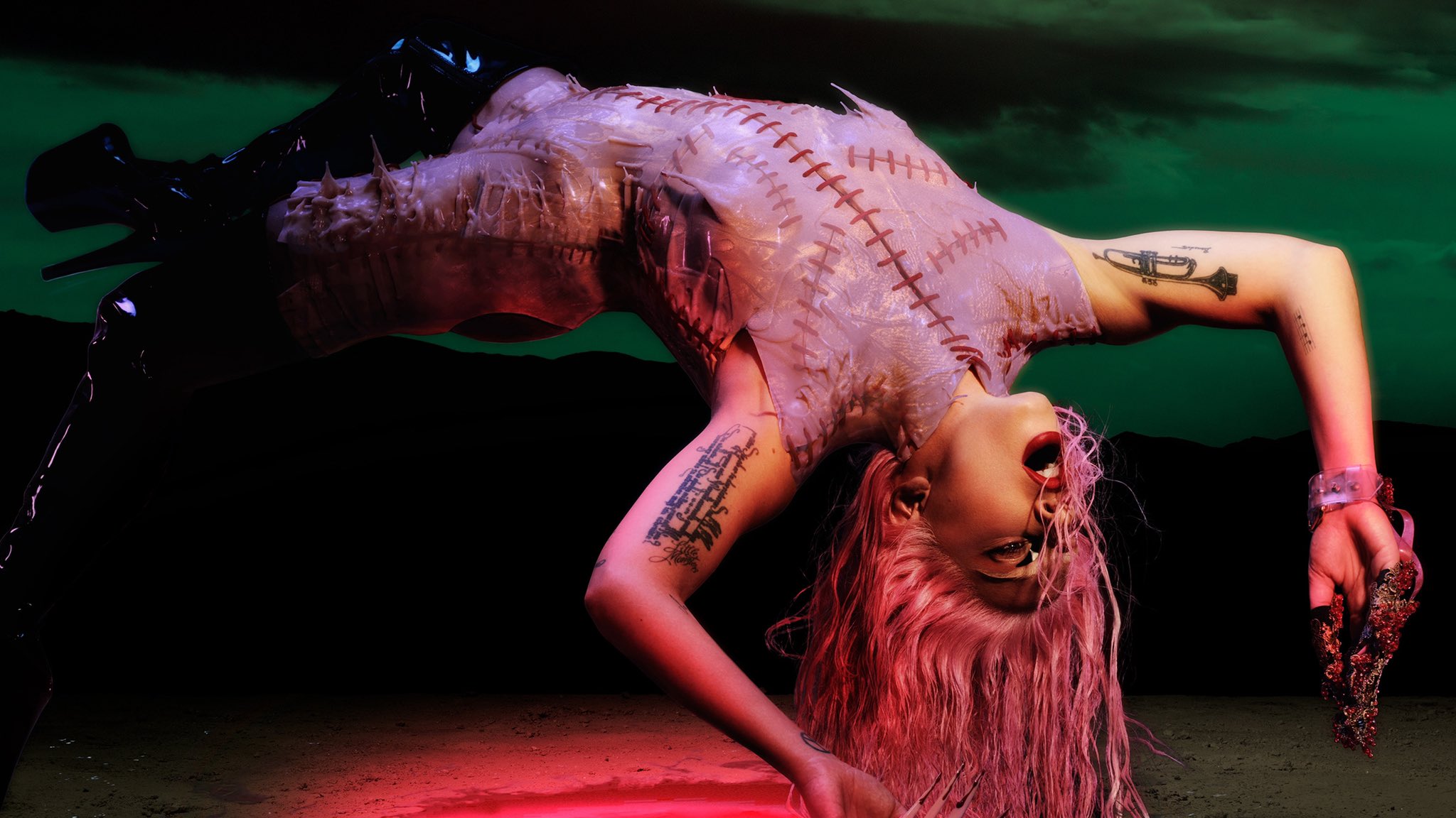 Lady Gaga comparte audio de ‘Sour Candy’ junto a BLACKPINK