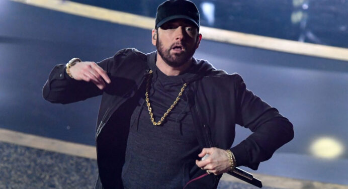 Tupac y Kendrick Lamar, entre los mejores raperos del mundo, según Eminem