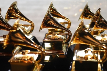 La Academia de los Grammy, ha cambiado el nombre de varias categorías. Cusica Plus.