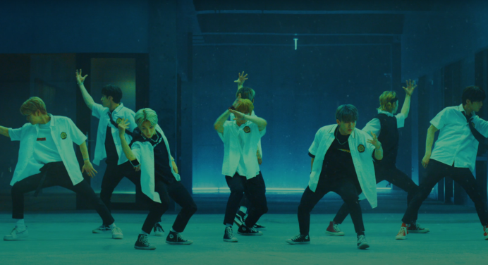 Stray Kids comparte video musical de ‘Easy’