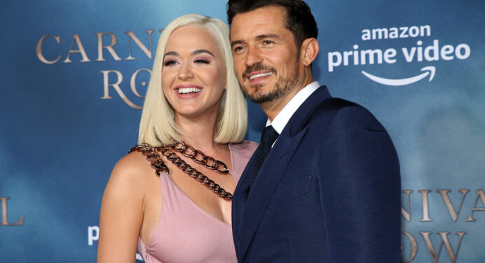 Katy Perry y Orlando Bloom le dan la bienvenida a su primera hija