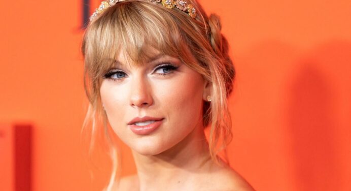 Taylor Swift comparte un tema nuevo que quedó fuera del disco ‘Folklore’